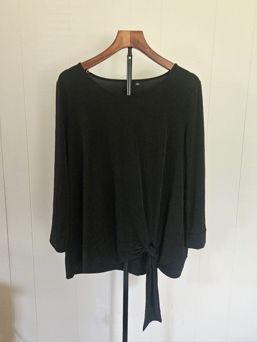 New Directions Black Long-Sleeve Tie-Front Top Size XL